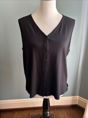 Eileen Fisher Sleeveless V-Neck Button Front Top - Black